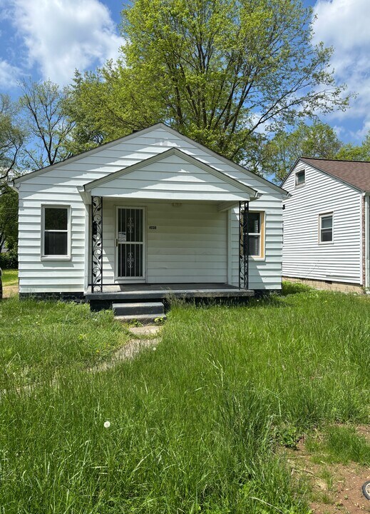 4230 Norwaldo Ave in Indianapolis, IN - Building Photo