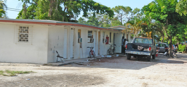 1899-1901 NW 9th St in Pompano Beach, FL - Building Photo - Building Photo