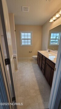 182 Moonstone Ct photo'