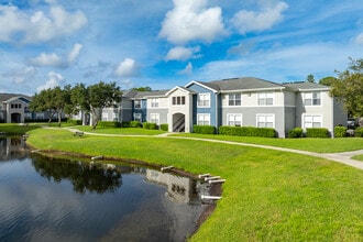 Madalyn Landing in Palm Bay, FL - Foto de edificio - Building Photo