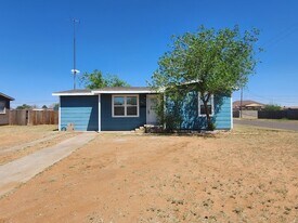 205 Waverly Dr in Midland, TX - Building Photo
