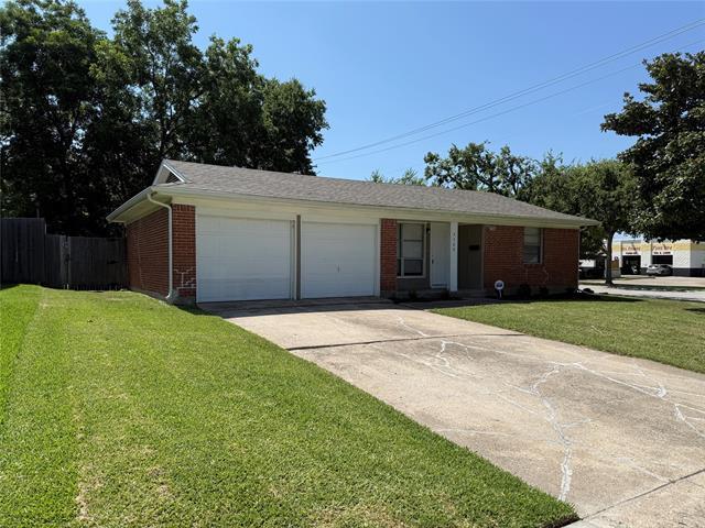 3360 Caribbean Dr in Mesquite, TX - Building Photo - Building Photo