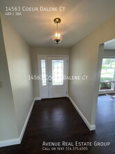 14563 Coeur Dalene Ct in Chesterfield, MO - Foto de edificio - Building Photo