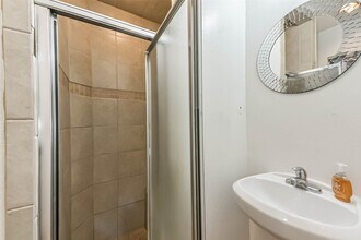 402 Bomar St in Houston, TX - Building Photo - Building Photo