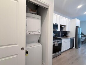 6640 Mooney St in Dublin, OH - Building Photo - Building Photo