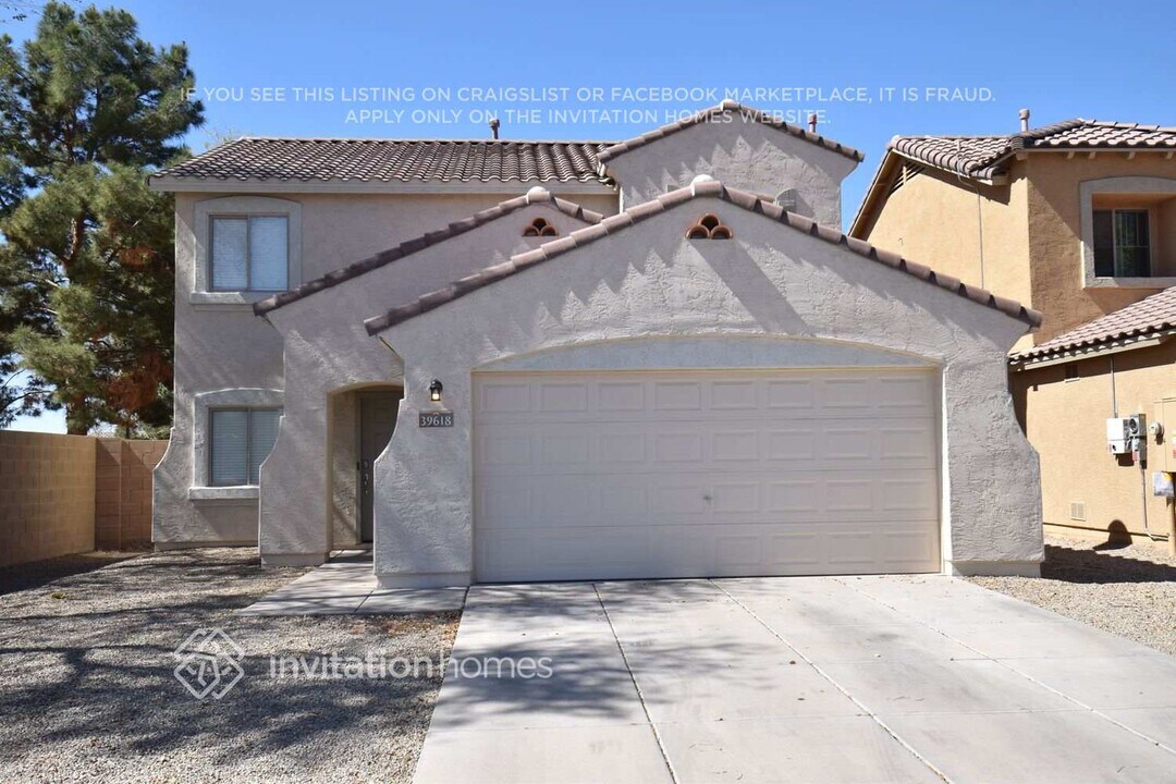 39618 N Webb Cir in San Tan Valley, AZ - Building Photo