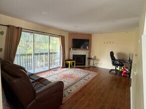 218 E Parallel St in Palatine, IL - Building Photo - Building Photo