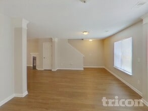 228 Summer Park Rd in Columbia, SC - Foto de edificio - Building Photo