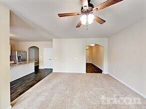 174 Southwind Cir in Newnan, GA - Building Photo - Building Photo