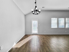 8822 Rolling Rapids Rd in Atascocita, TX - Building Photo - Building Photo