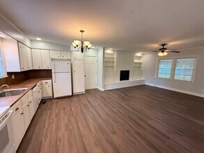 1132 Hipp Rd in Charlotte, NC - Building Photo - Building Photo