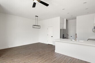 437 Braddock Ave in Daytona Beach, FL - Building Photo - Building Photo
