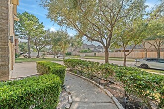 10926 Wynfield Springs Dr in Richmond, TX - Foto de edificio - Building Photo