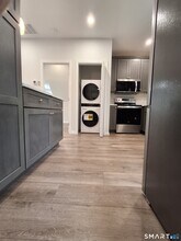 78 West Ave in Milford, CT - Building Photo - Building Photo