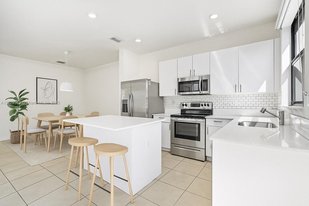 11763 SW 246 Terrace in Homestead, FL - Building Photo