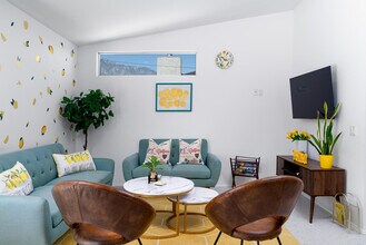 2383 E Powell Rd in Palm Springs, CA - Building Photo - Building Photo