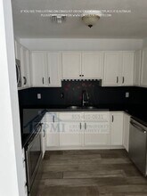 212 N K St in Lake Worth Beach, FL - Foto de edificio - Interior Photo