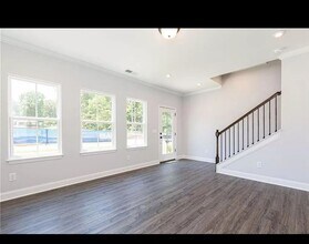 913 Colton Dr in Acworth, GA - Foto de edificio - Building Photo