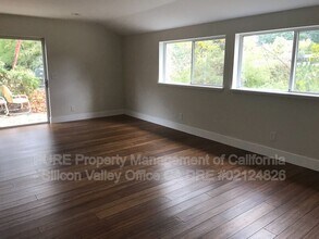 17520 Old Summit Rd in Los Gatos, CA - Building Photo - Building Photo