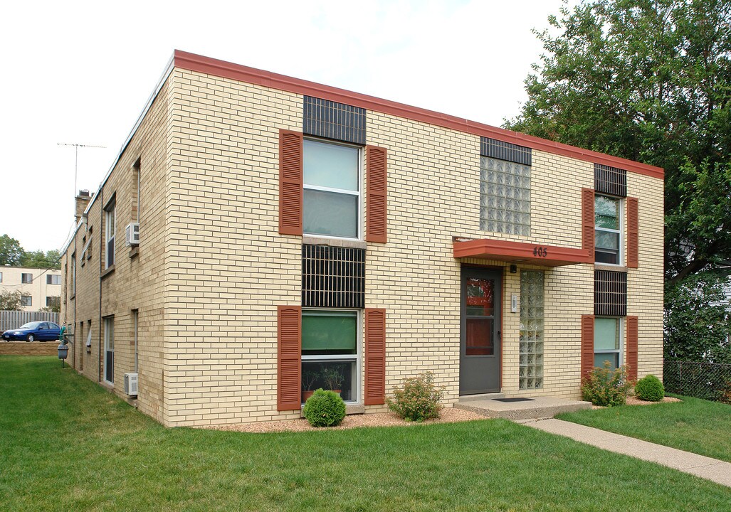 405 N Fairview Ave in St. Paul, MN - Building Photo