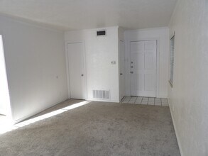 4311 Cole Ave in Dallas, TX - Building Photo - Building Photo