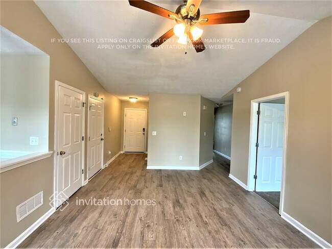 222 Autumn Lake Way in Mcdonough, GA - Building Photo - Building Photo