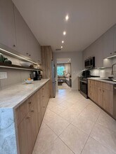 1432 NE 23rd St in Wilton Manors, FL - Foto de edificio - Building Photo
