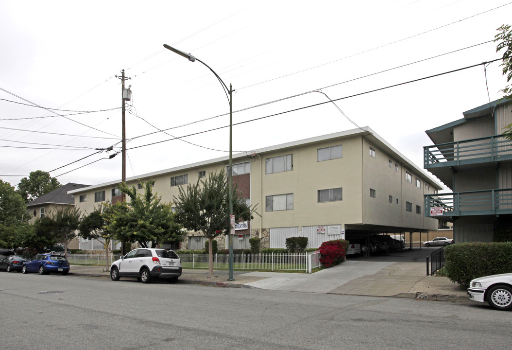 Cypress Garden Apartments in San Jose, CA - Building Photo