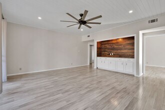 3678 Hidden Dr in San Antonio, TX - Building Photo - Building Photo