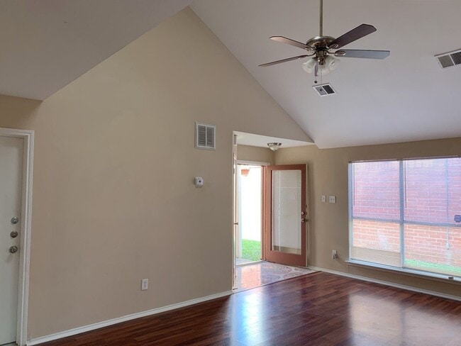 5922 Cinnamon Creek Cir in Houston, TX - Building Photo - Building Photo