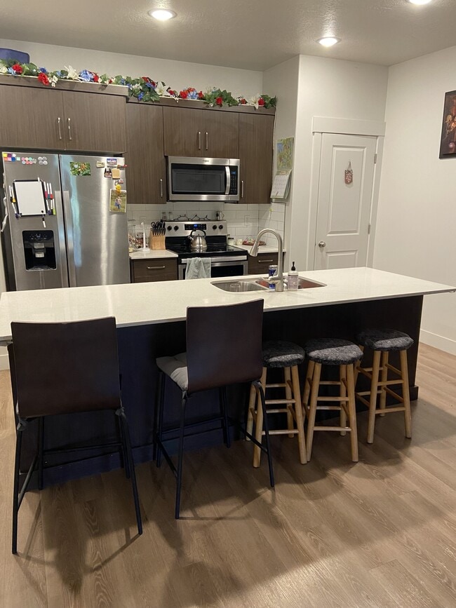 445 S 1540 E in Hyrum, UT - Building Photo - Building Photo