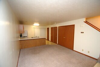 132 Watertower Ct in Goshen, IN - Building Photo - Building Photo