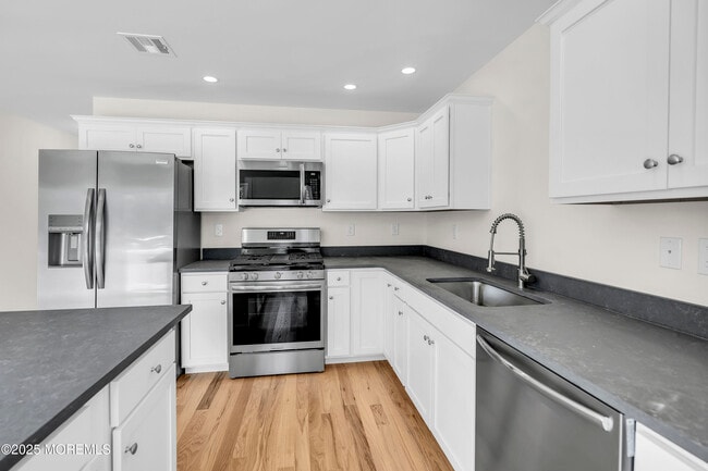 604 Ocean Rd in Point Pleasant, NJ - Building Photo - Building Photo