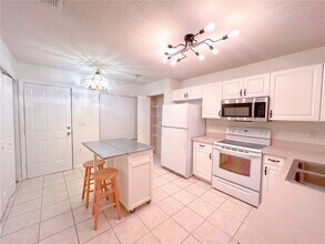 2306 SW 42nd Dr in Gainesville, FL - Building Photo - Building Photo