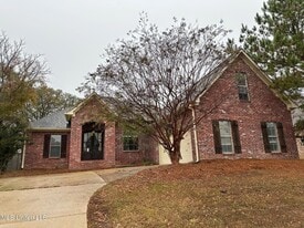 121 Hallmark Pl in Madison, MS - Building Photo