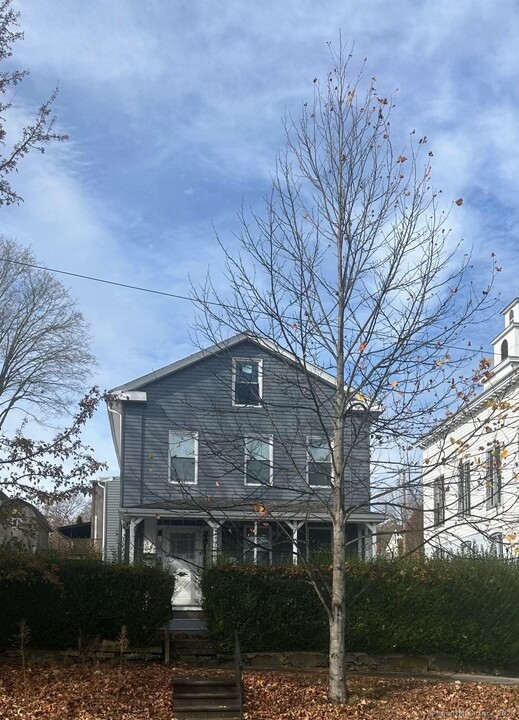 204 Central Ave in Norwich, CT - Building Photo