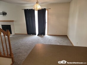 20641 Brennan Path in Farmington, MN - Foto de edificio - Building Photo