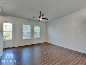118 Chestnut Cir in Atlanta, GA - Building Photo - Building Photo
