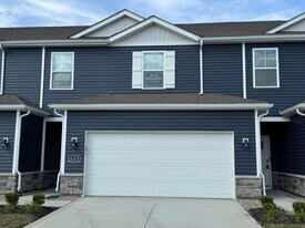 6318 Marinelli Dr S in Columbus, OH - Building Photo