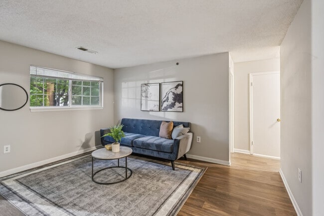 property at 2430 Kenridge Pkwy