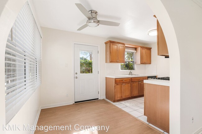6029 1/2 Venice Blvd. in Los Angeles, CA - Building Photo - Building Photo