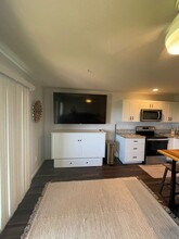 5510 Lower Honoapiilani Rd in Lahaina, HI - Building Photo - Building Photo