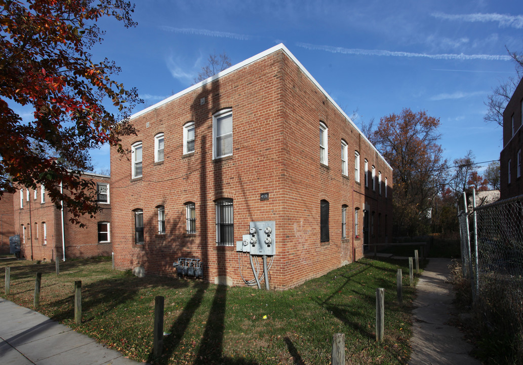 4920 Nash St NE in Washington, DC - Building Photo