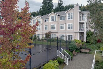Lakemont View in Bellevue, WA - Building Photo - Building Photo