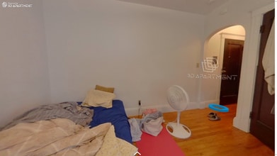 347 Pleasant St, Unit 349-B1-14 in Malden, MA - Foto de edificio - Building Photo