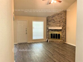 4318 Townes Forest Rd in Friendswood, TX - Building Photo - Building Photo
