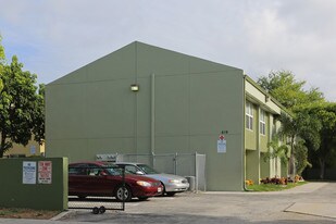 619 6th St in West Palm Beach, FL - Building Photo