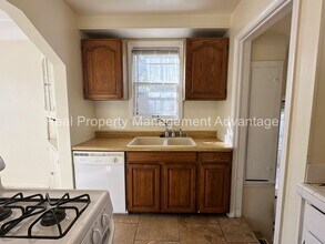 1404 Jean St in Ferndale, MI - Building Photo - Building Photo
