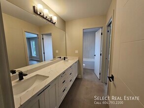 7138-7138 Marble Hill Rd in Chilliwack, BC - Building Photo - Building Photo