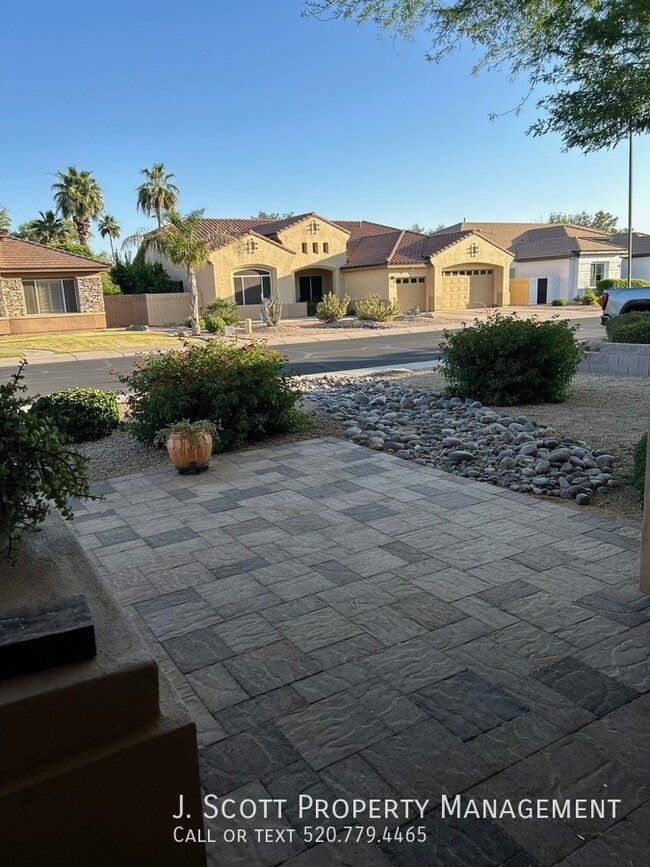 664 E Lowell Ave in Gilbert, AZ - Building Photo - Building Photo